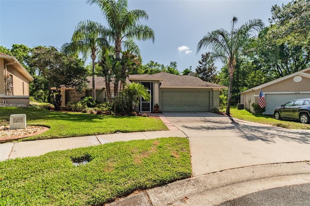 2242 TINDER COURT LAND O LAKES, FL 34639