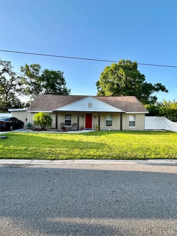2109 W HAMILTON AVENUE TAMPA, FL 33604