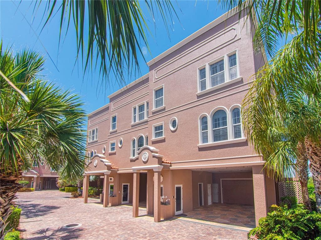 600 RESERVE LANE UNIT 600