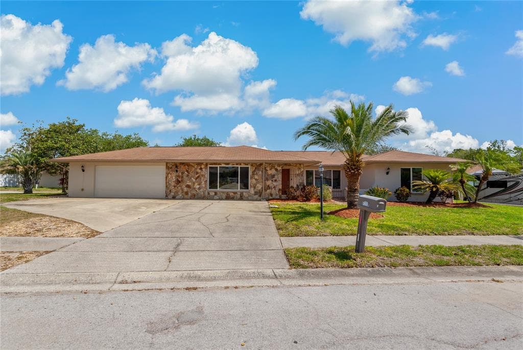 7119 BEACHDALE COURT