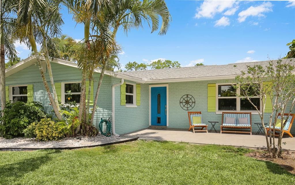 3213 W SHELL POINT ROAD