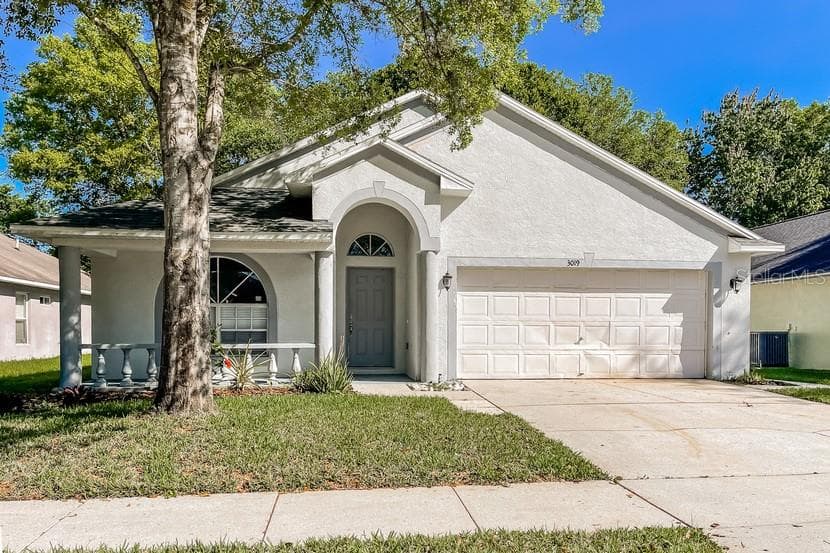 3019 BEAVER POND TRAIL VALRICO, FL 33594