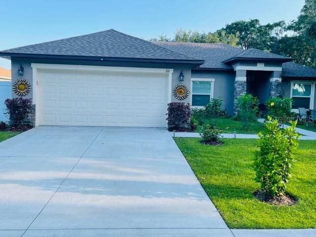 211 DENTON AVENUE AUBURNDALE, FL 33823