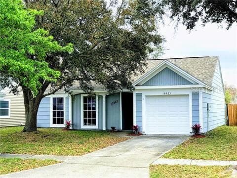 10923 GREENAIRE DRIVE TAMPA, FL 33624
