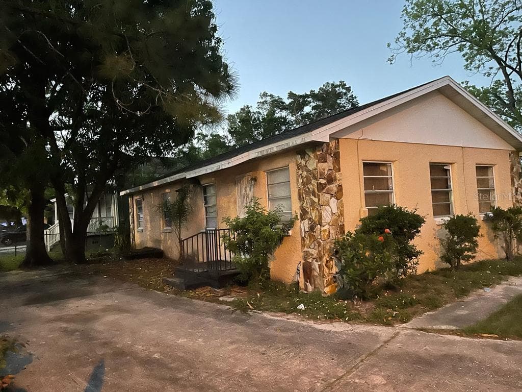 4401 N 39TH STREET TAMPA, FL 33610