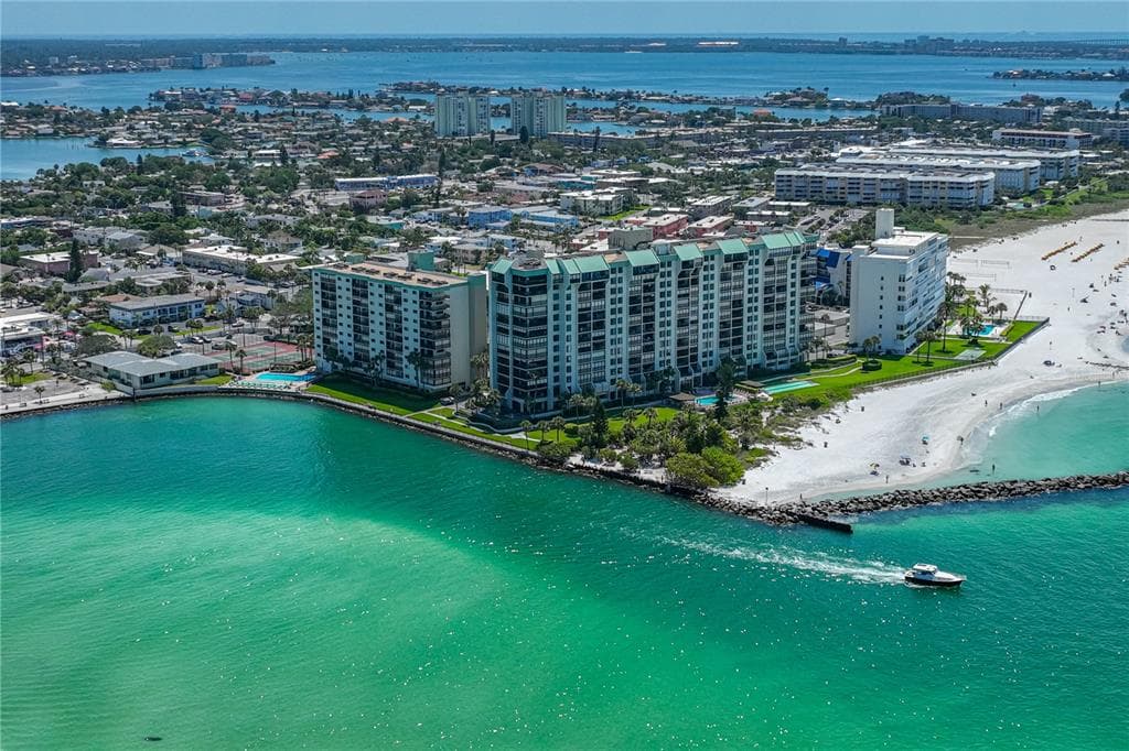 7100 SUNSET WAY UNIT 909