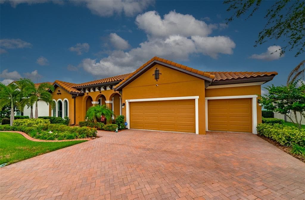11912 CLIMBING FERN AVENUE RIVERVIEW, FL 33579