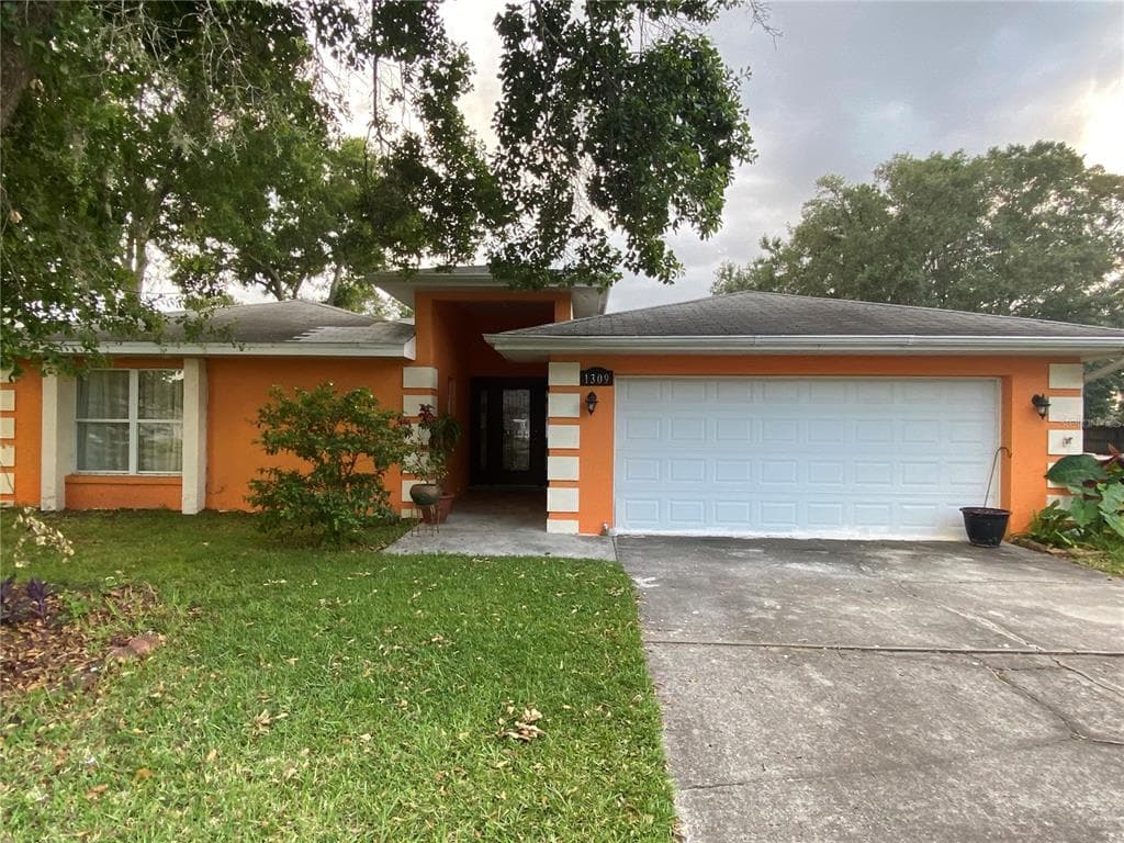 1309 W REDBUD STREET PLANT CITY, FL 33563