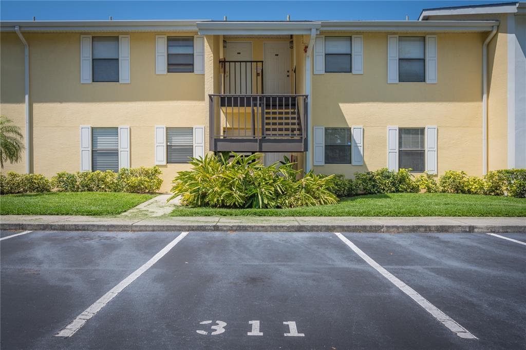 3001 58TH AVENUE S UNIT 311 ST PETERSBURG, FL 33712