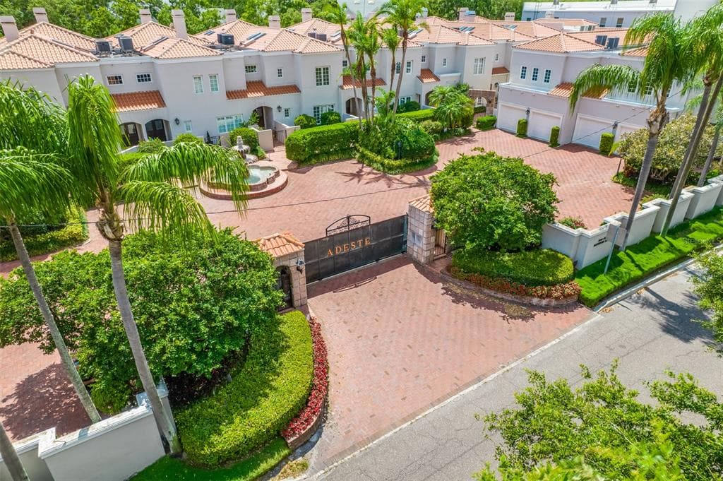 4963 BAYSHORE BOULEVARD UNIT 4963 TAMPA, FL 33611