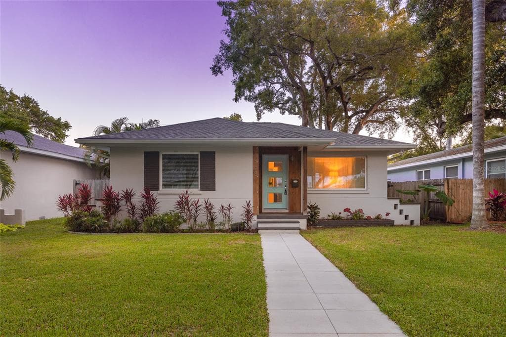 1728 23RD AVENUE N ST PETERSBURG, FL 33713