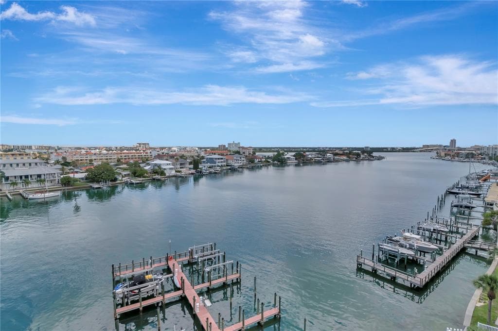 530 GULFVIEW BOULEVARD S UNIT 705 CLEARWATER BEACH, FL 33767