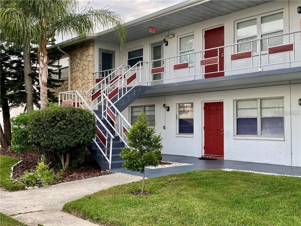 5920 18TH STREET N UNIT 1 ST PETERSBURG, FL 33714