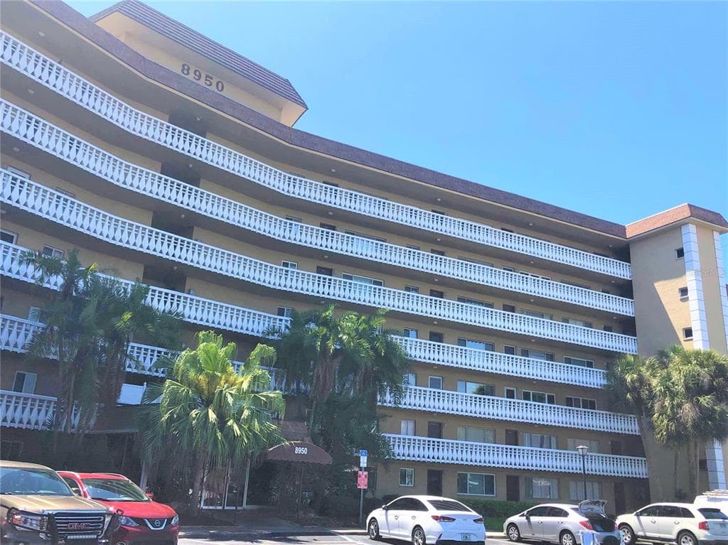 8950 PARK BOULEVARD UNIT 510 SEMINOLE, FL 33777