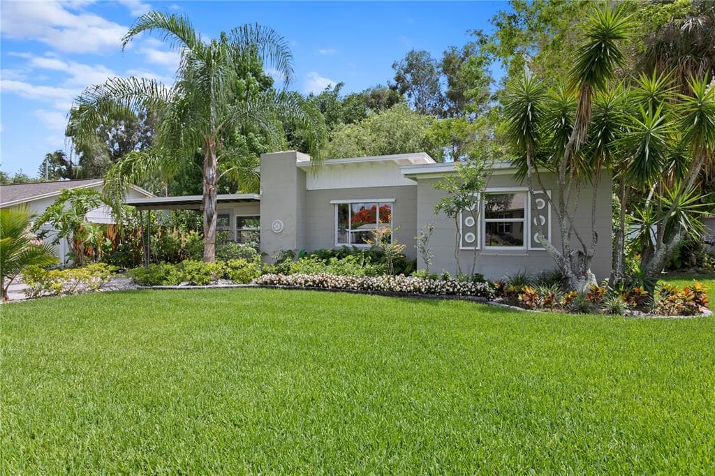 200 84TH AVENUE N ST PETERSBURG, FL 33702