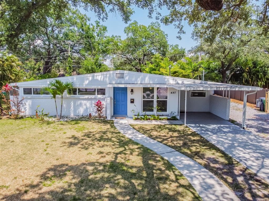 497 W DAVIS BOULEVARD TAMPA, FL 33606