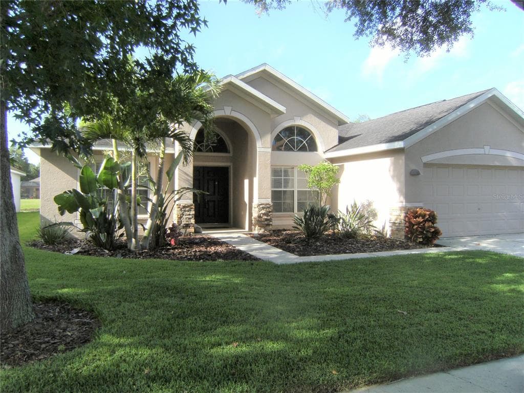 7610 NOTTINGHILL SKY DRIVE APOLLO BEACH, FL 33572