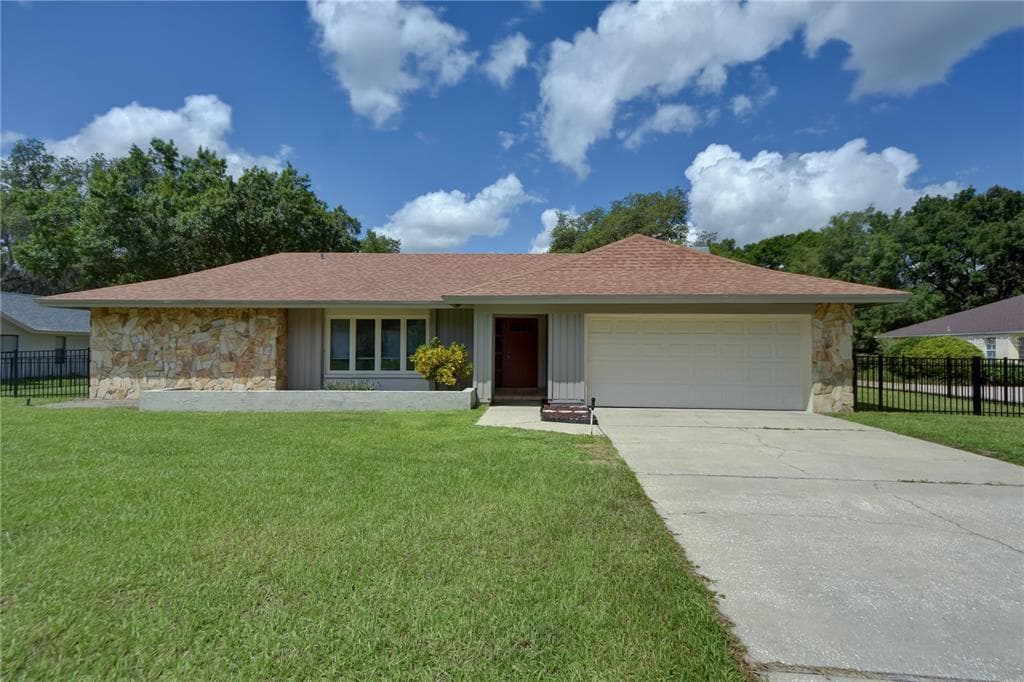 1305 CAMBRON DRIVE