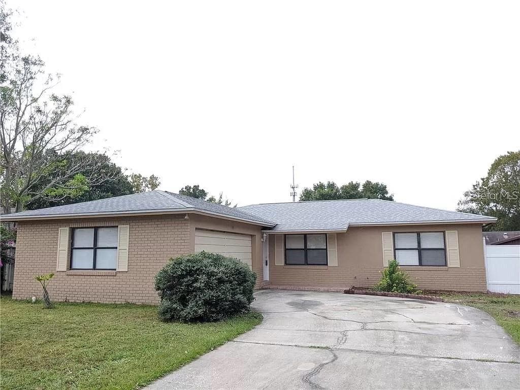 908 WINCHESTER COURT BRANDON, FL 33510