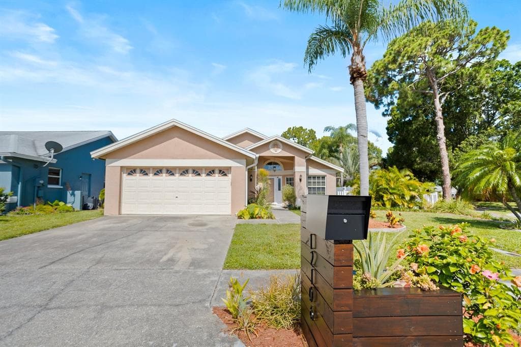 12106 67TH COURT LARGO, FL 33773