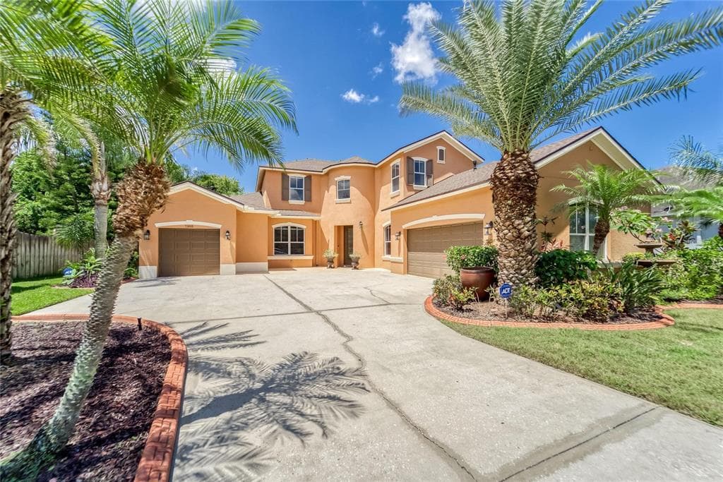 7305 CARRINGTON OAKS LANE APOLLO BEACH, FL 33572