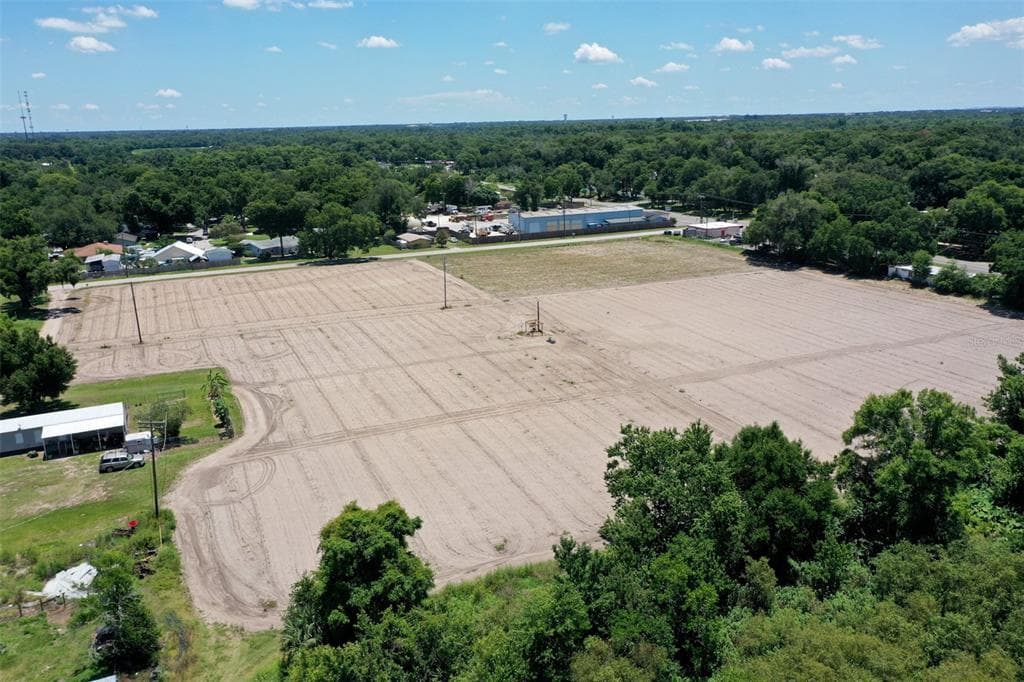 5617 GLEN HARWELL ROAD PLANT CITY, FL 33566