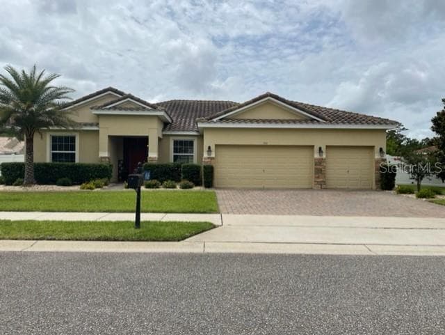 100 CASA BELLA BOULEVARD DELAND, FL 32724