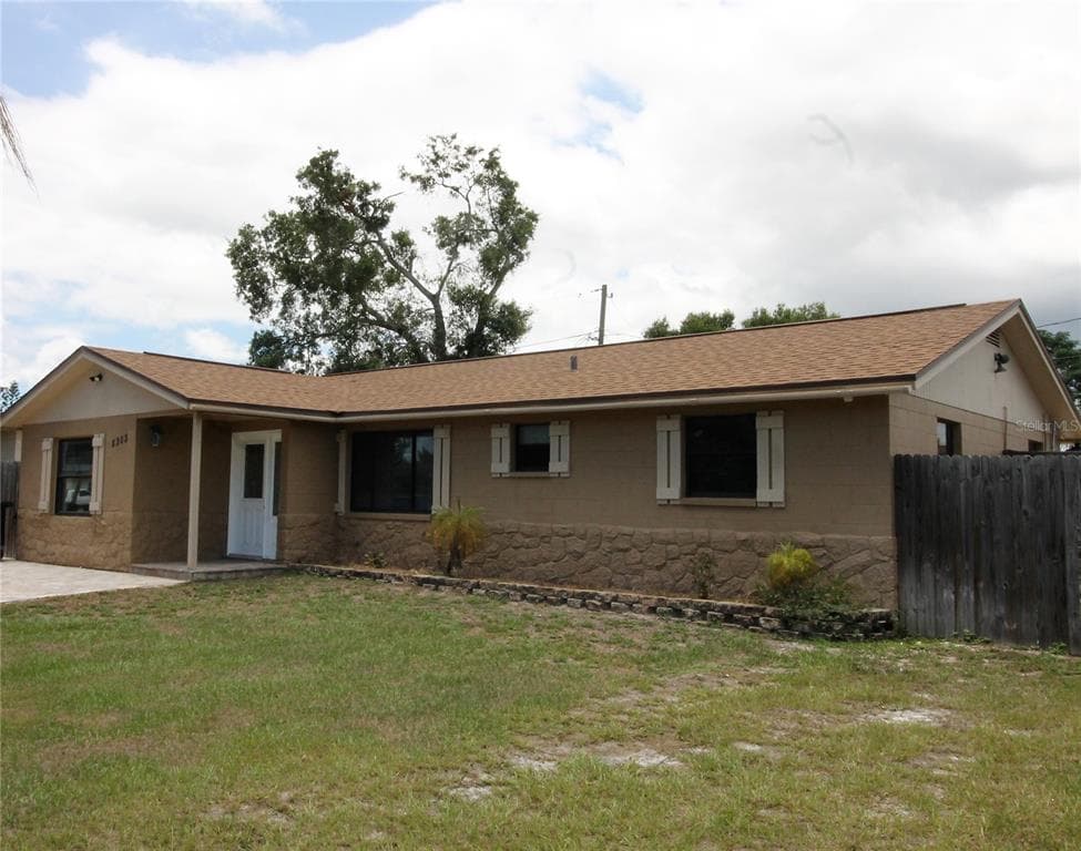 8303 75TH AVENUE SEMINOLE, FL 33777