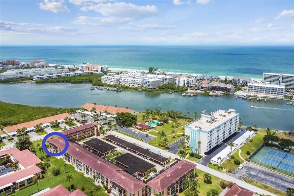 10215 REGAL DRIVE UNIT 53 LARGO, FL 33774