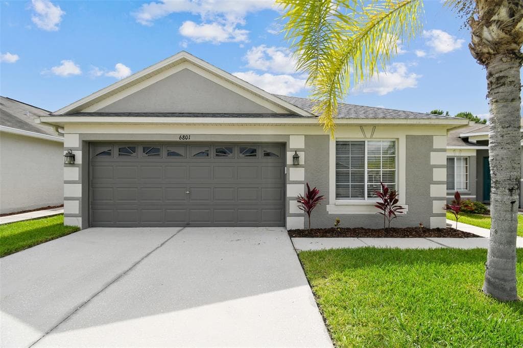 6801 ARAMON COURT WESLEY CHAPEL, FL 33545