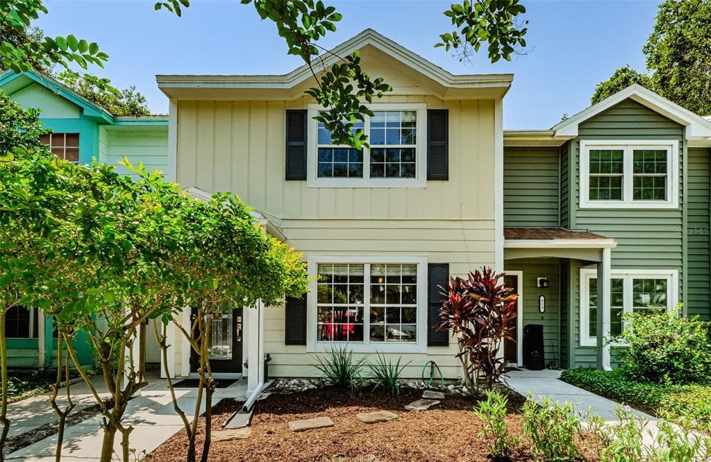 951 HAMILTON COURT PALM HARBOR, FL 34683