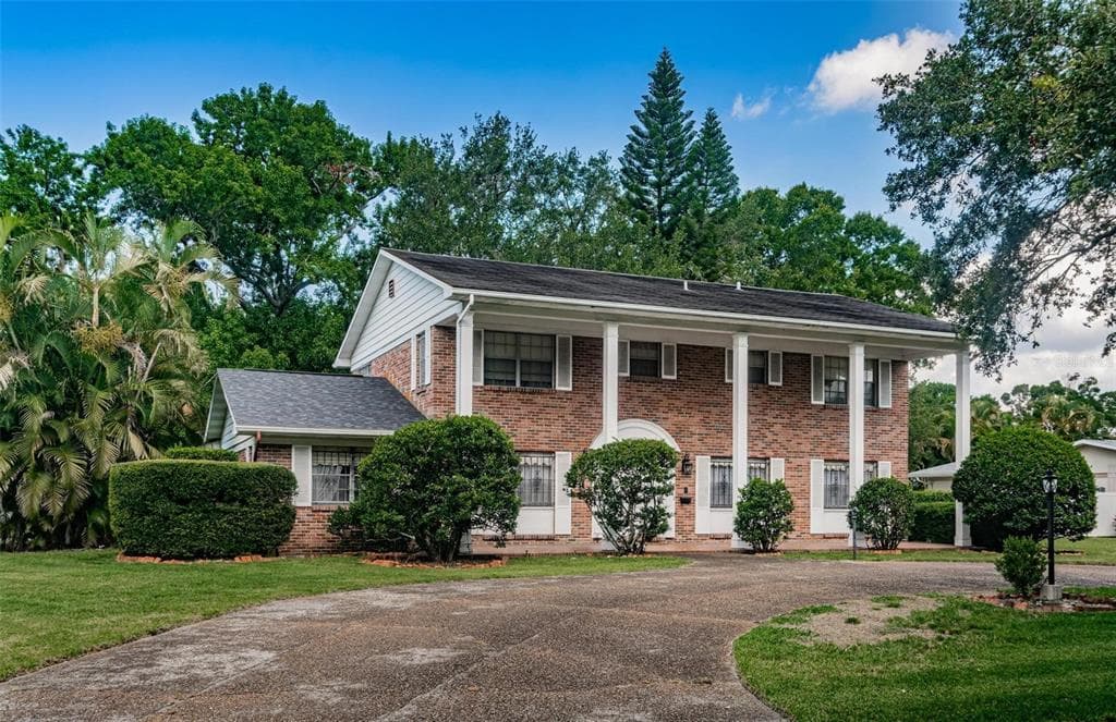 213 S SHERRILL STREET TAMPA, FL 33609