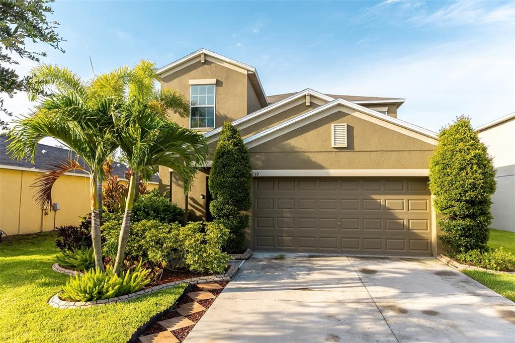 239 CASCADE BEND DRIVE RUSKIN, FL 33570