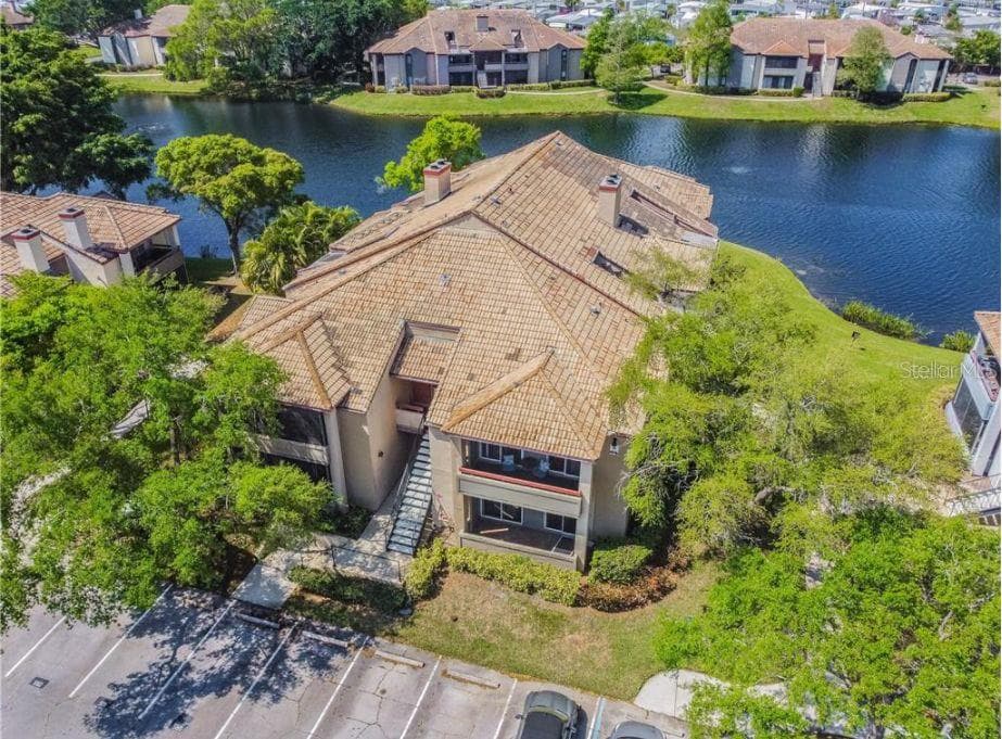 10263 GANDY BOULEVARD N UNIT 608 ST PETERSBURG, FL 33702