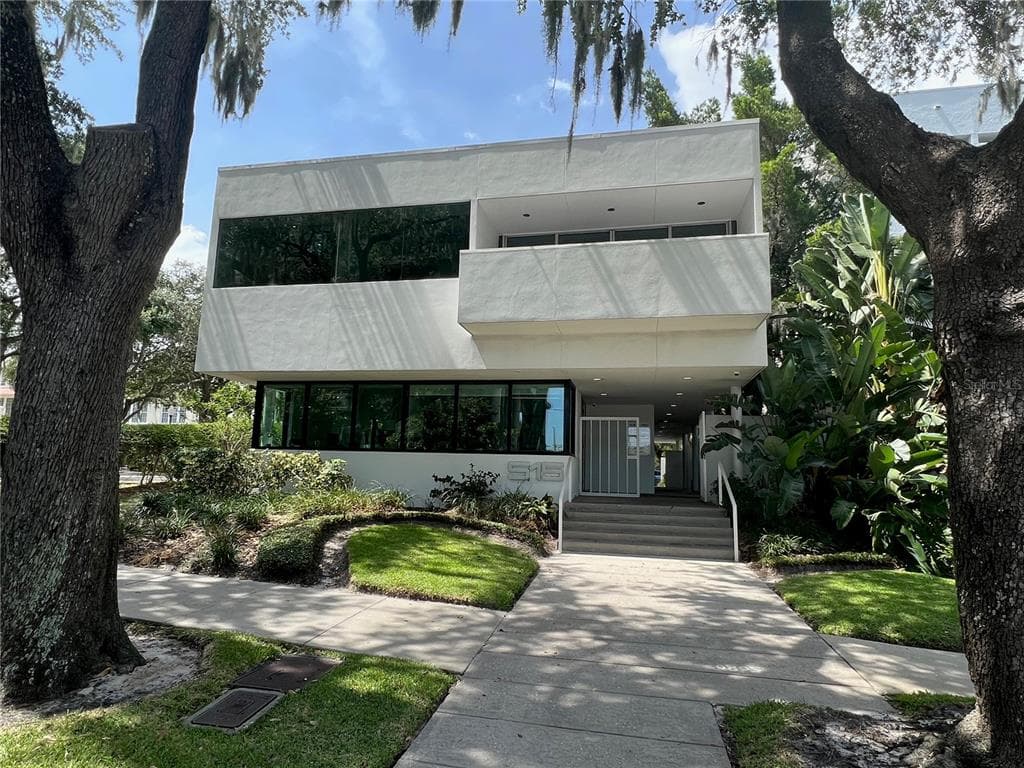 515 W BAY STREET UNIT 210 TAMPA, FL 33606