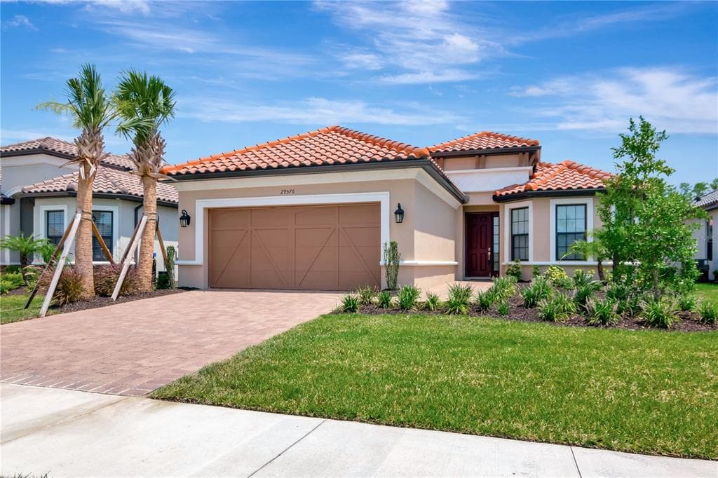 29576 GINNETTO DRIVE WESLEY CHAPEL, FL 33543