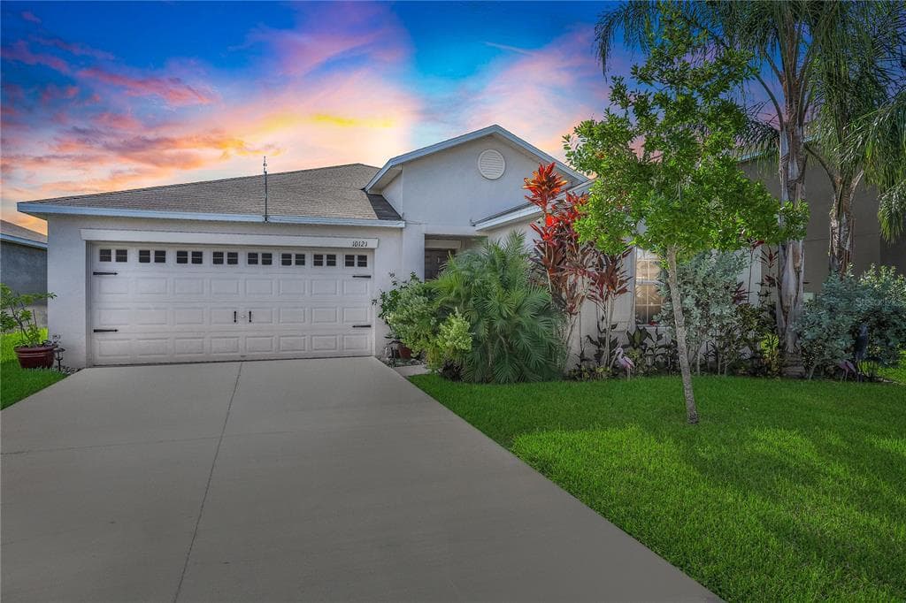 10121 CRESTED FRINGE DRIVE