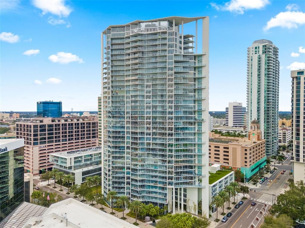 175 1ST STREET S UNIT 2503 ST PETERSBURG, FL 33701