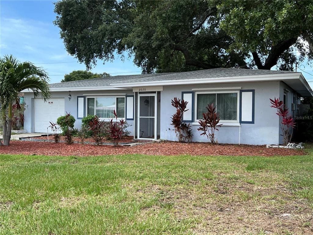 2020 MAGNOLIA DRIVE