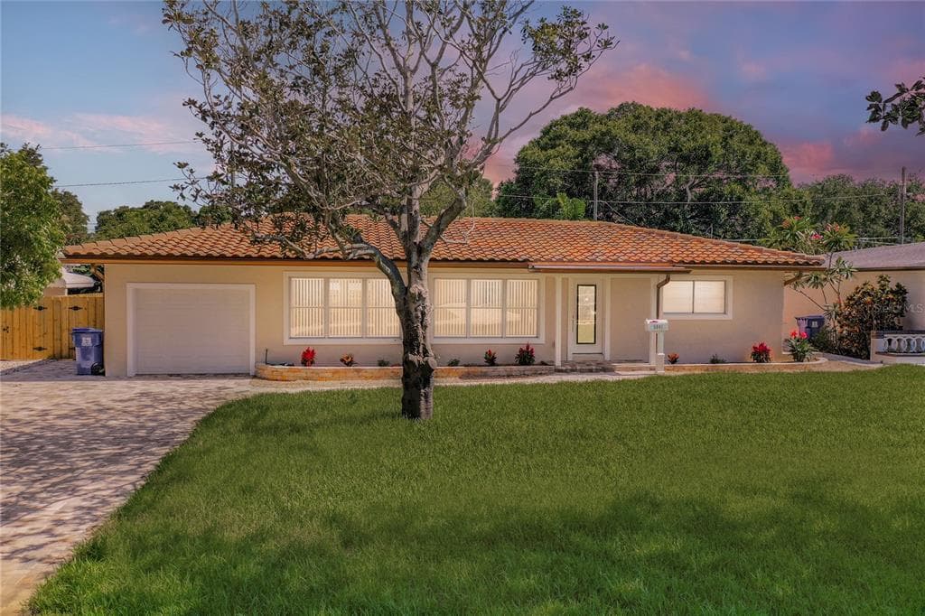 5941 4TH AVENUE N ST PETERSBURG, FL 33710