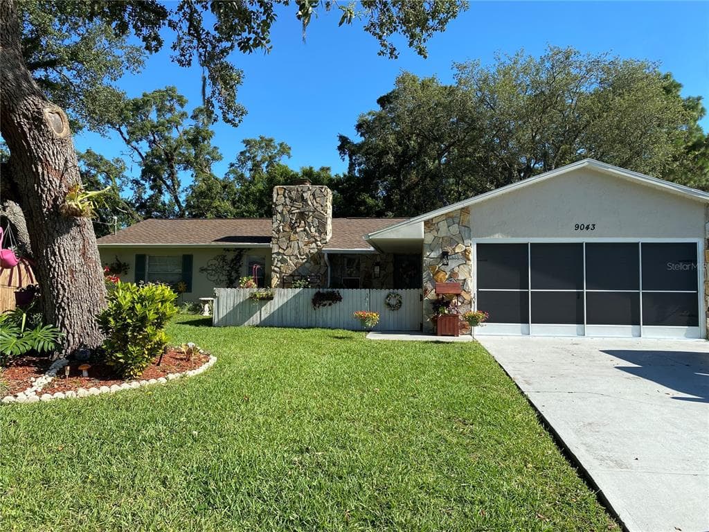 9043 GAYNOR STREET SPRING HILL, FL 34608
