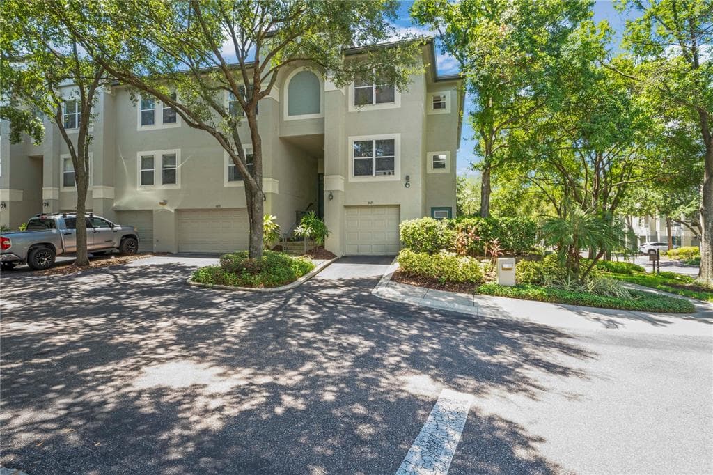 601 TROPICAL BREEZE WAY UNIT 601 TAMPA, FL 33602