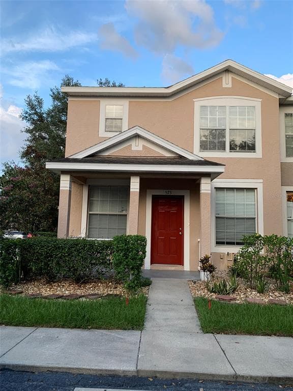 523 SWEET HOLLOW PLACE