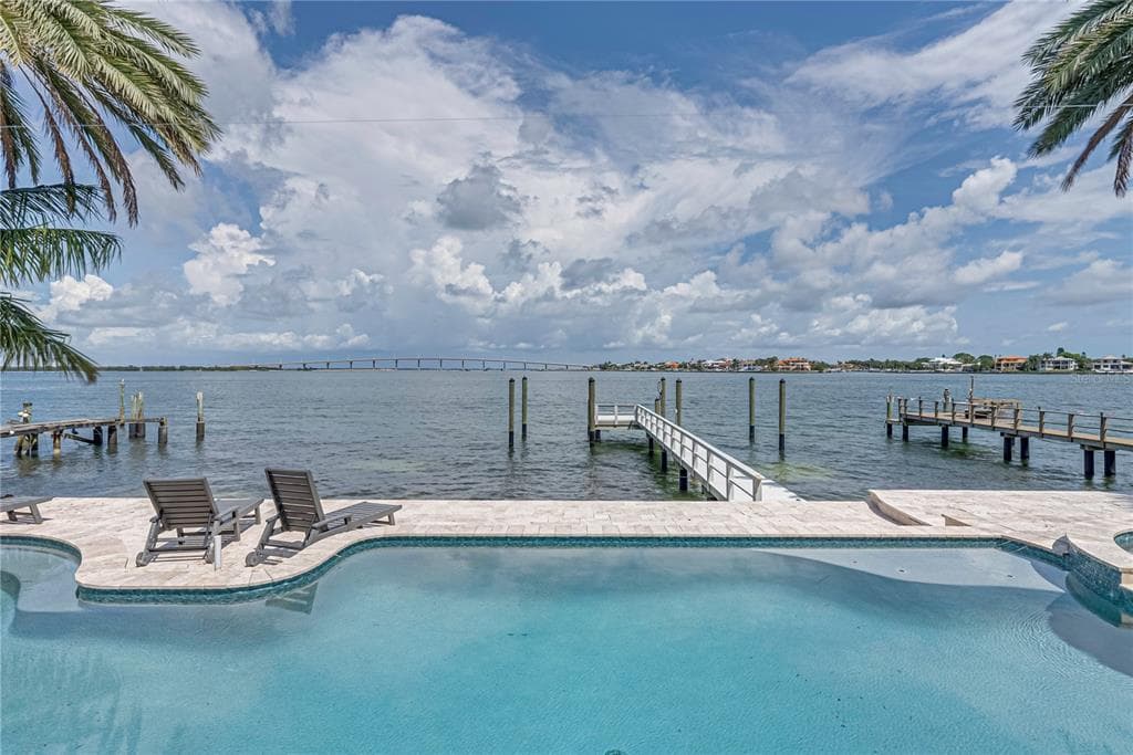 2471 E VINA DEL MAR BOULEVARD ST PETE BEACH, FL 33706