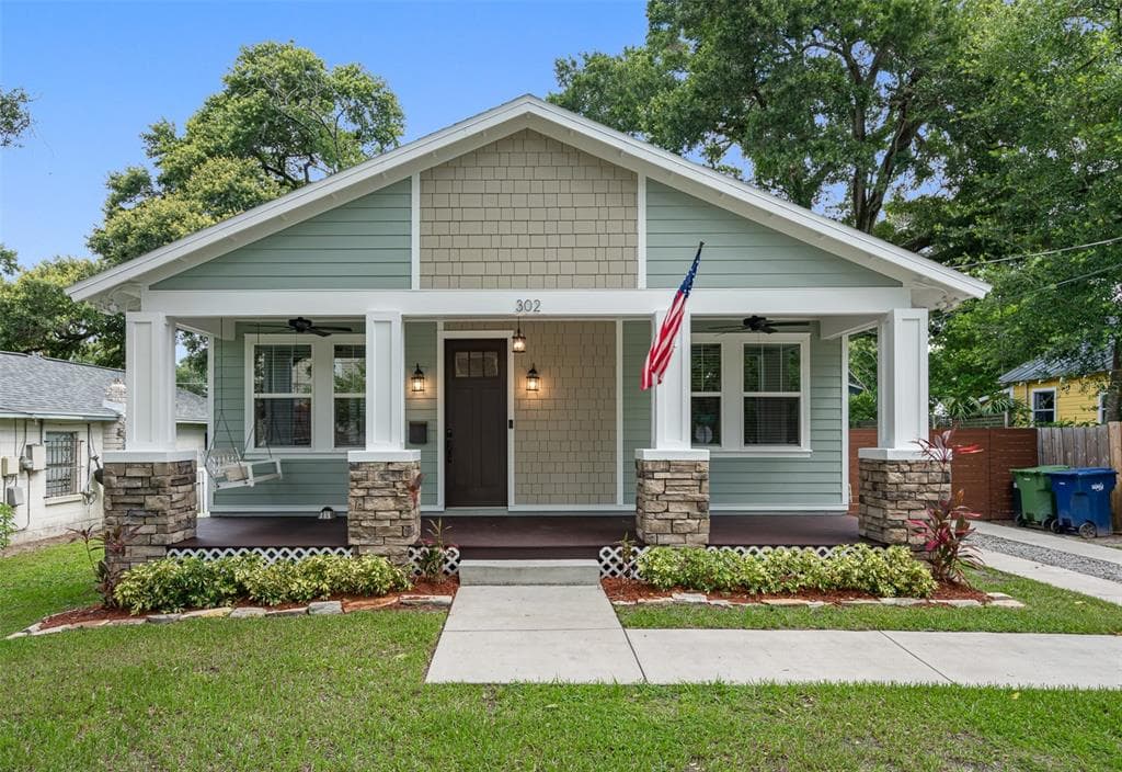 302 E FLORA STREET