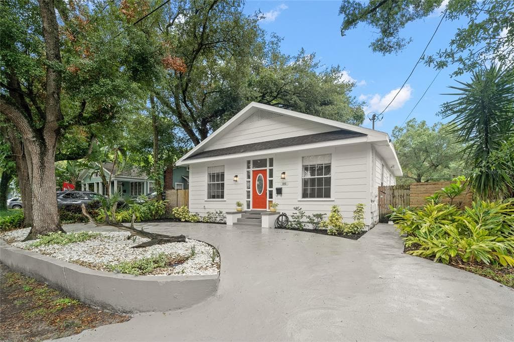 202 W HILDA STREET TAMPA, FL 33603