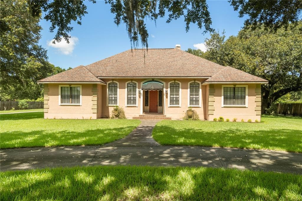 4509 HAWKINS ROAD PLANT CITY, FL 33567