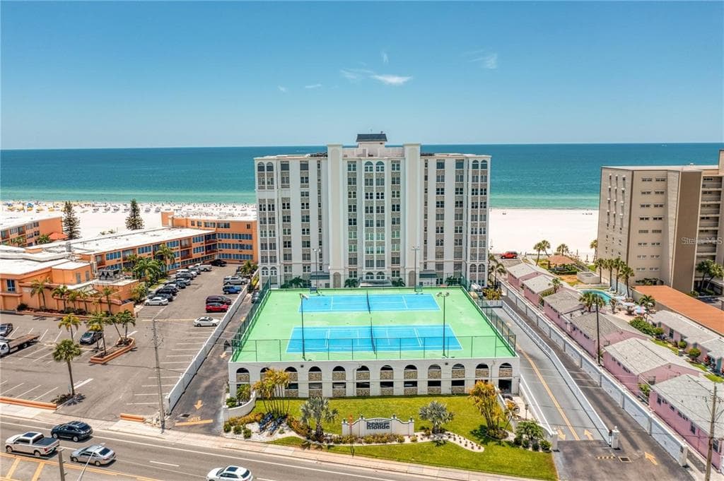 4950 GULF BOULEVARD UNIT 605 ST PETE BEACH, FL 33706