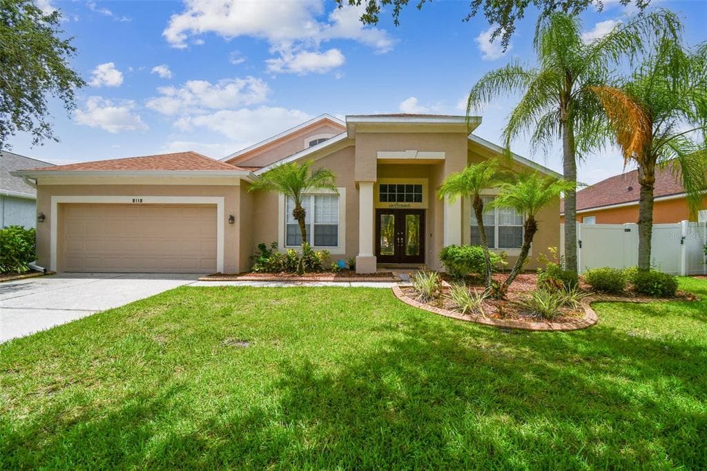 8118 BRINEGAR CIRCLE TAMPA, FL 33647