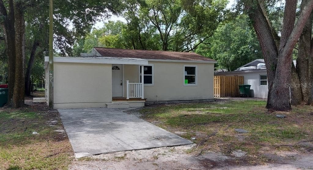 1719 E RIVER COVE STREET TAMPA, FL 33604